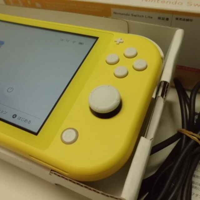 Nintendo Switch Lite Yellow 任天堂スイッチライト