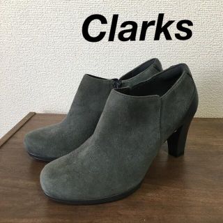 クラークス(Clarks)のClarks クラークス　chorus true ショートブーツ　ブーティ(ブーティ)