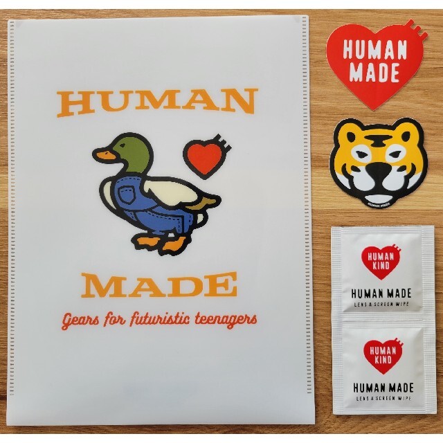 HUMAN MADE(ヒューマンメイド)の【即発送】HUMANMADE非売品 ヒューマンメイド クリアファイル ステッカー メンズのトップス(その他)の商品写真