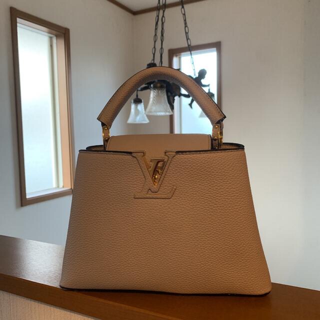 LOUIS VUITTON(ルイヴィトン)のルイヴィトンカプシーヌ レディースのバッグ(ショルダーバッグ)の商品写真