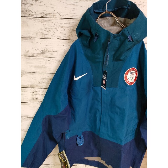 NIKE(ナイキ)のNIKE ACG ゴアテックスジャケット　北京オリンピック　アメリカ メンズのジャケット/アウター(マウンテンパーカー)の商品写真