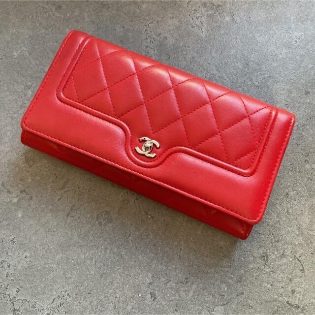 94 美品　CHANEL シャネル　マトラッセ　ラウンドファスナー 長財布