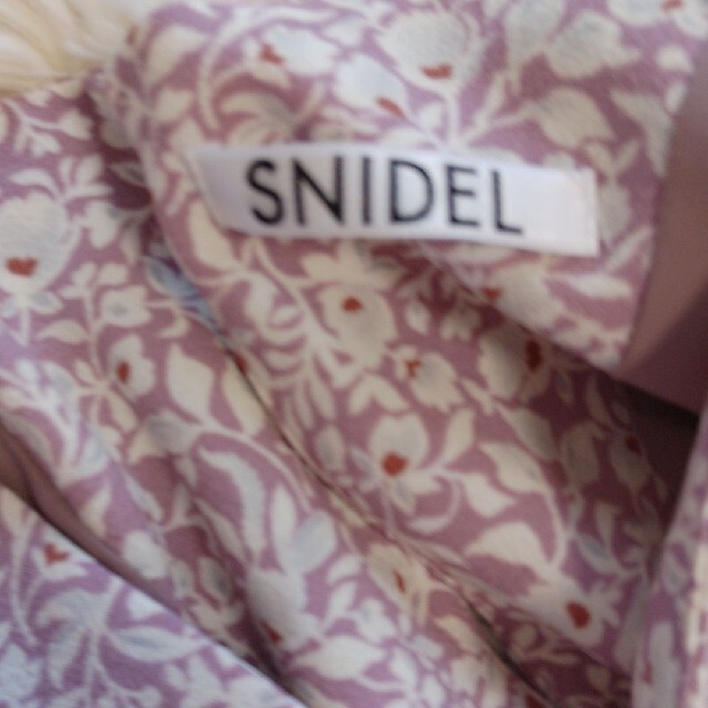 snidel パフスリーブプリントIラインワンピース　スナイデル 5