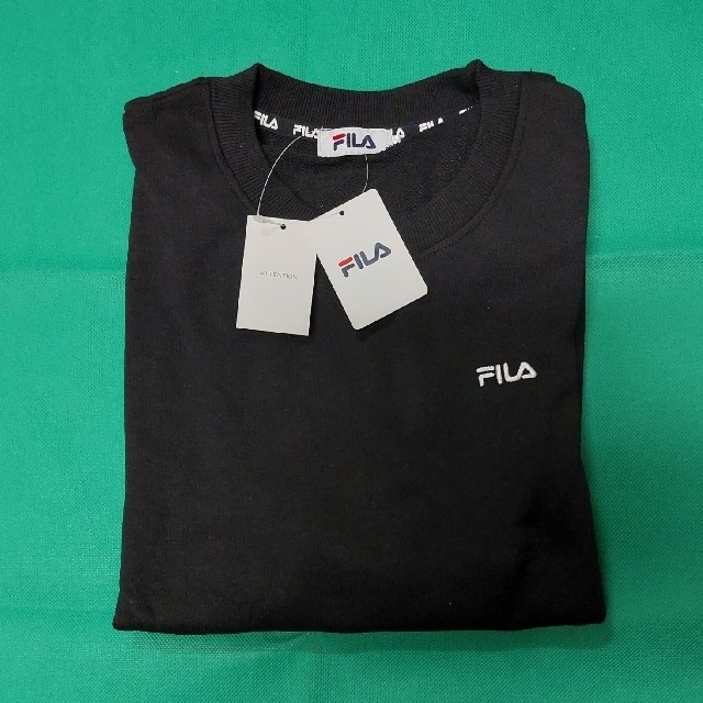 未使用  FILA① スウェットトレーナー サイズL　黒　※2695 ※139