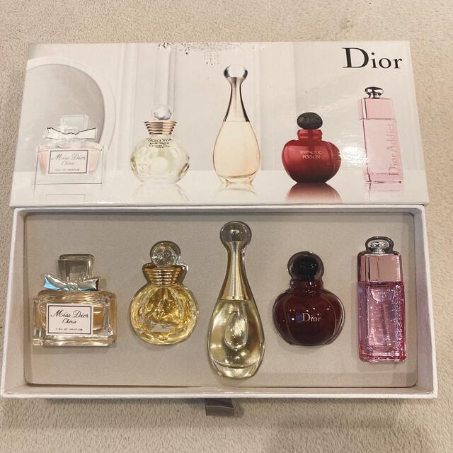 Christian Dior - クリスチャン ディオール ミニ香水セットの通販 by ...