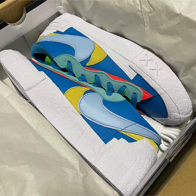 靴/シューズKAWS × sacai × Nike Blazer Low  Blue