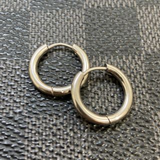 フープピアス 両耳ペア サージカルステンレス 16mm シルバー(ピアス)