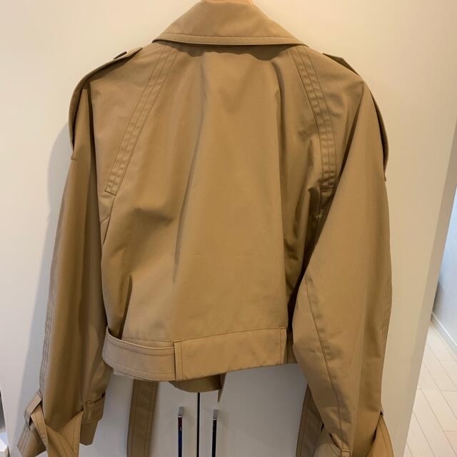 Acne Studios(アクネストゥディオズ)の専用⭐︎Acne Studios ショートトレンチコート レディースのジャケット/アウター(トレンチコート)の商品写真