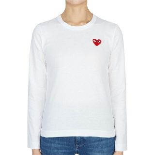 コム デ ギャルソン(COMME des GARCONS) プレイ(レッド/赤色系)の 想像を超えての PLAY COMME des GARCONS レッドハートプルオーバー サイズS パーカー