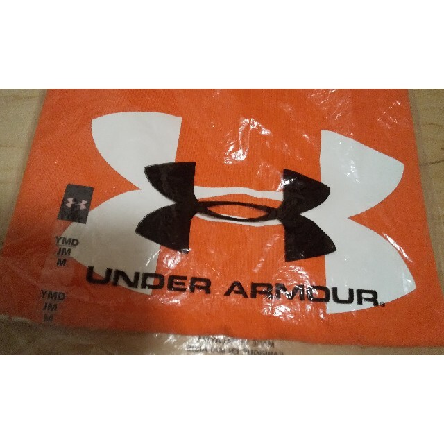 UNDER ARMOUR(アンダーアーマー)の135～145cm UNDER ARMOUR 半袖 オレンジ キッズ/ベビー/マタニティのキッズ服男の子用(90cm~)(Tシャツ/カットソー)の商品写真