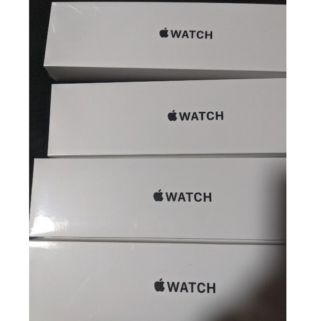 Apple Watch(アップルウォッチ)の新品 Apple Watch SE GPSモデル 40mm MKQ03J/A スマホ/家電/カメラのスマートフォン/携帯電話(その他)の商品写真