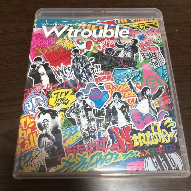 ジャニーズWEST(ジャニーズウエスト)の【美品】ジャニーズWEST　LIVE2020　W　trouble Blu-r エンタメ/ホビーのDVD/ブルーレイ(ミュージック)の商品写真