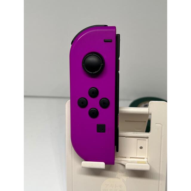 Nintendo Switch(ニンテンドースイッチ)の人気カラー（パープル•オレンジ）Switch  ジョイコン　完品セット エンタメ/ホビーのゲームソフト/ゲーム機本体(家庭用ゲーム機本体)の商品写真