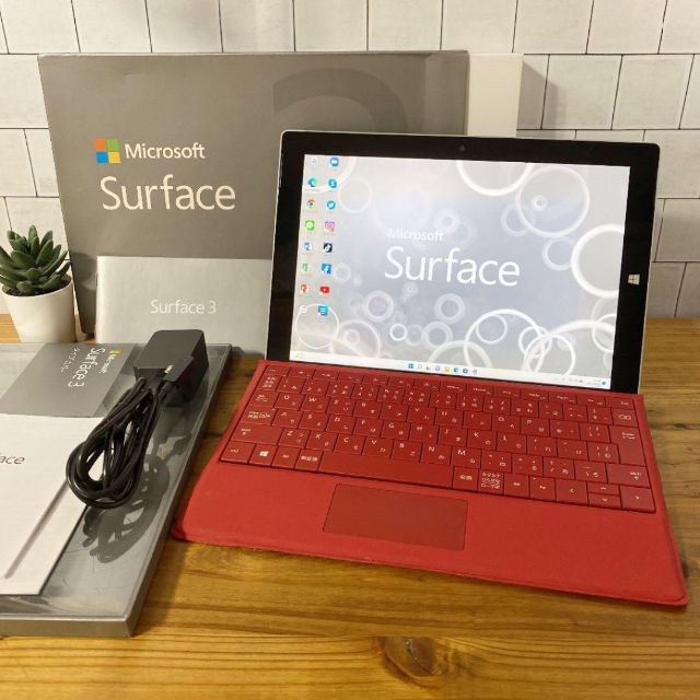 【美品】Surface3おしゃれなレッド☘Win11☘SSD128GB☘オフィス108型付属品