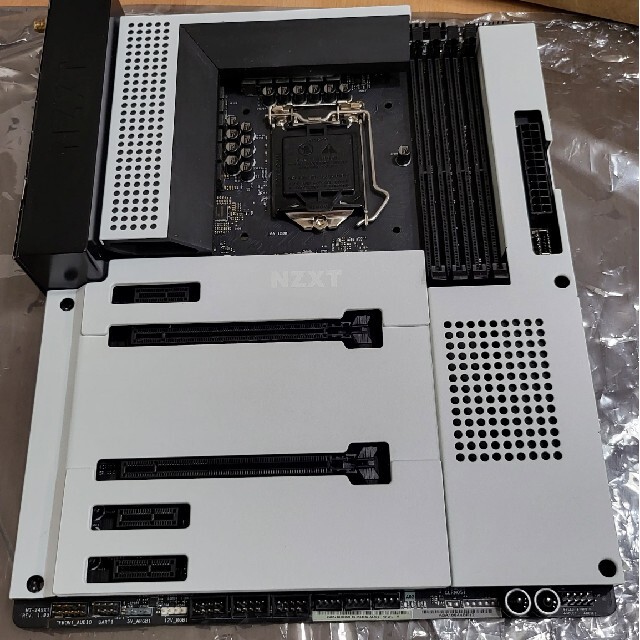 かわいい新作 NZXT N7 Z490 ホワイト マザーボード ATX Z490チップ