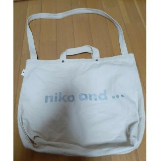 ニコアンド(niko and...)のniko and ...2wayバッグ。トートバッグ。オフホワイト(トートバッグ)