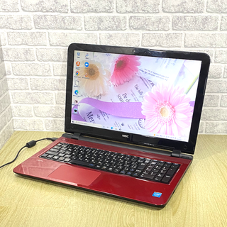 エヌイーシー(NEC)の【光沢レッド✨薄型ノートパソコン】オンライン対応✨初心者向け✨Win10✨B75(ノートPC)