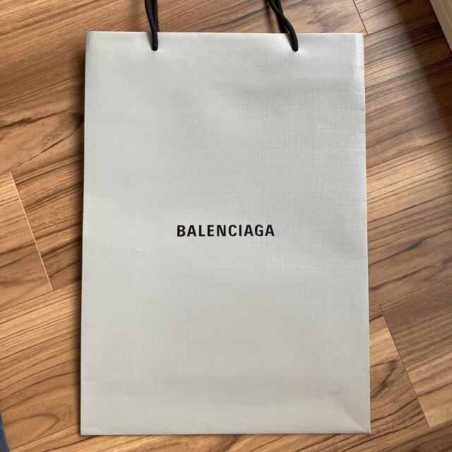 Balenciaga(バレンシアガ)のショッパー 紙袋 ショップ袋　バレンシアガ　ハイブランド　BALENCIAGA レディースのバッグ(ショップ袋)の商品写真