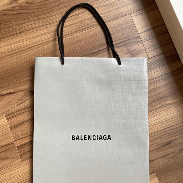 Balenciaga(バレンシアガ)のショッパー 紙袋 ショップ袋　バレンシアガ　ハイブランド　BALENCIAGA レディースのバッグ(ショップ袋)の商品写真