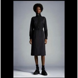 モンクレール(MONCLER)の【新品】dress W/DRAWCORD［21/22秋冬］(ロングワンピース/マキシワンピース)