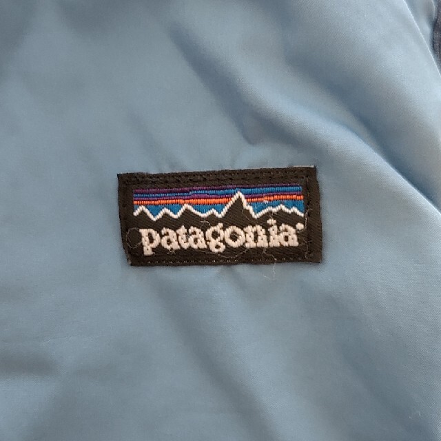 patagonia(パタゴニア)のpatagonia 男の子 ベスト キッズ/ベビー/マタニティのキッズ服男の子用(90cm~)(ジャケット/上着)の商品写真