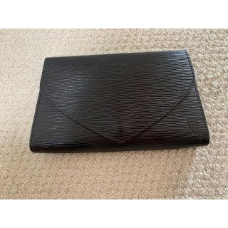 ルイヴィトン(LOUIS VUITTON)のルイヴィトン　クラッチバック　エピ(クラッチバッグ)