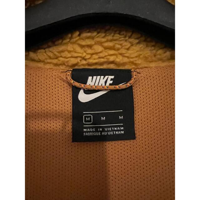 NIKE(ナイキ)のNIKE ボアベスト メンズのトップス(ベスト)の商品写真