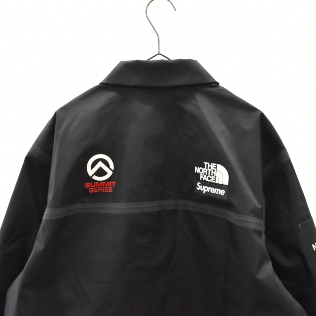 Supreme(シュプリーム)のSUPREME シュプリーム 21SS ×THE NORTH FACE SUMMT SERIES Tape Seam Coaches Jacket×ノースフェイスサミットシリーズテープドコーチジャケット NP121001 ブラック メンズのジャケット/アウター(フライトジャケット)の商品写真