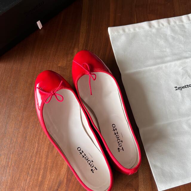 repetto(レペット)のレペット　赤　バレーシューズ　フラット レディースの靴/シューズ(バレエシューズ)の商品写真