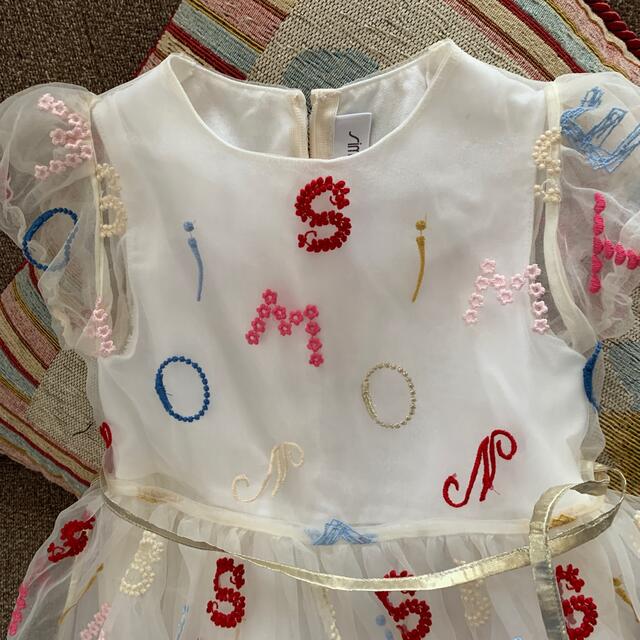 Simonetta(シモネッタ)のお値下げしました⭐️シモネッタ　アルファベット刺繍ワンピース　100 キッズ/ベビー/マタニティのキッズ服女の子用(90cm~)(ワンピース)の商品写真