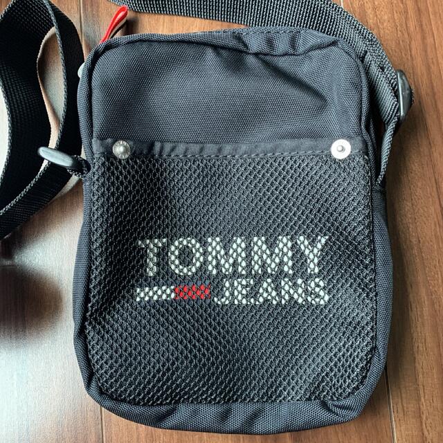 TOMMY HILFIGER(トミーヒルフィガー)の【新品】TOMMY JEANS ショルダーバッグ ボディバッグ ブラック メンズのバッグ(ショルダーバッグ)の商品写真