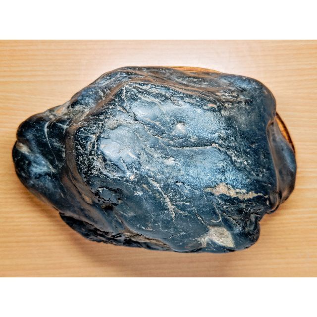 神居古潭石 11.4kg 黒石 碧玉 錦石 鑑賞石 自然石 原石 水石 神居古潭石 11.4kg 黒石 碧玉 錦石 鑑賞石 自然石 原石 水石