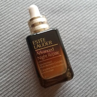 エスティローダー(Estee Lauder)のエスティローダー　ESTEELAUDER　美容液(美容液)