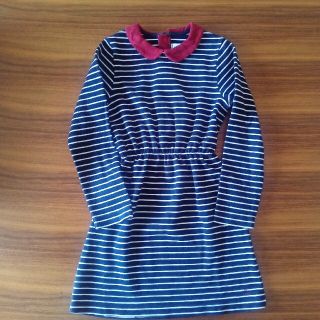 プチバトー(PETIT BATEAU)のプチバトー　ワンピース女の子　ネイビーボーダー　8ans/126㌢(ワンピース)