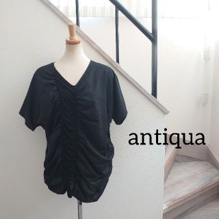 アンティカ(antiqua)のU133 新品同様 antiqua ブラック ギャザー シフォン トップス(シャツ/ブラウス(半袖/袖なし))