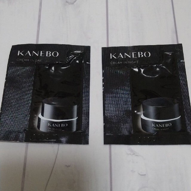 Kanebo(カネボウ)のカネボウKaneboサンプル　２包 コスメ/美容のスキンケア/基礎化粧品(フェイスクリーム)の商品写真