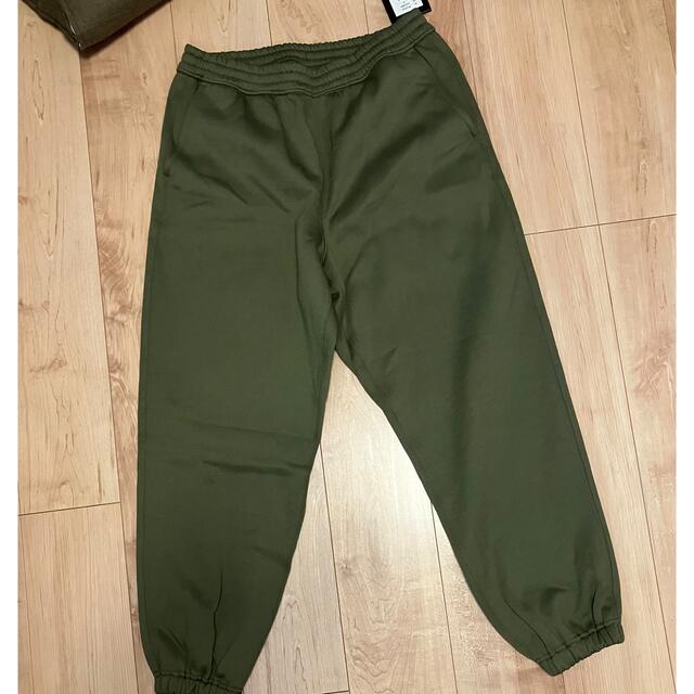 DAIWA(ダイワ)のcas様専用Daiwa Pier 39 sweat pants olive メンズのパンツ(その他)の商品写真