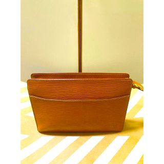 ルイヴィトン(LOUIS VUITTON)のルイヴィトン　エピ　セカンドバック(セカンドバッグ/クラッチバッグ)