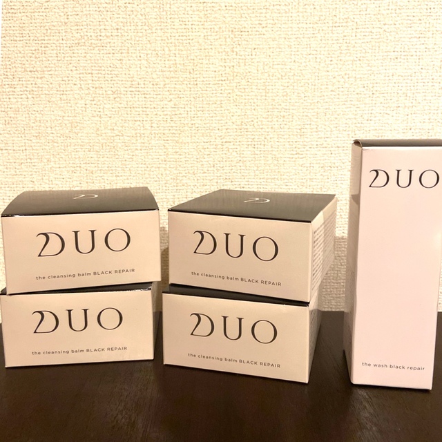 DUOクレンジングバーム　90g×4 洗顔パウダー　27g コスメ/美容のスキンケア/基礎化粧品(クレンジング/メイク落とし)の商品写真