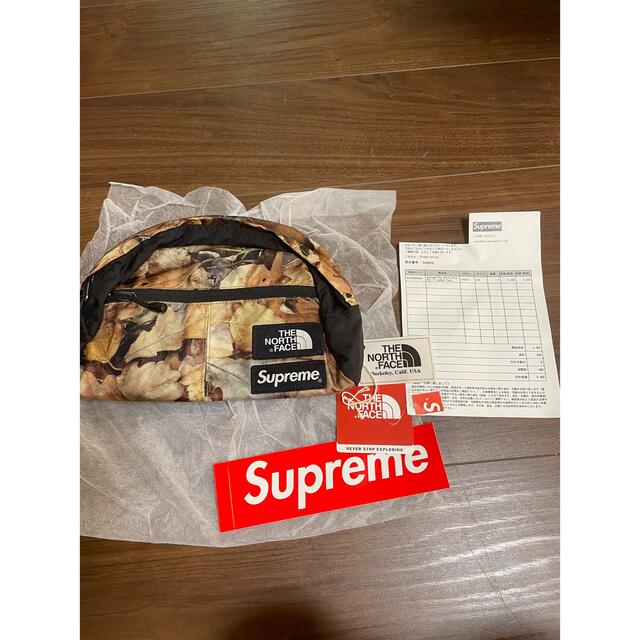 supreme the north face leaves  ショルダー　枯葉
