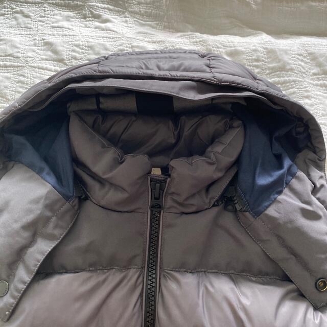 新品 BURBERRY - Burberry バーバリーダウンベスト ダウンベスト