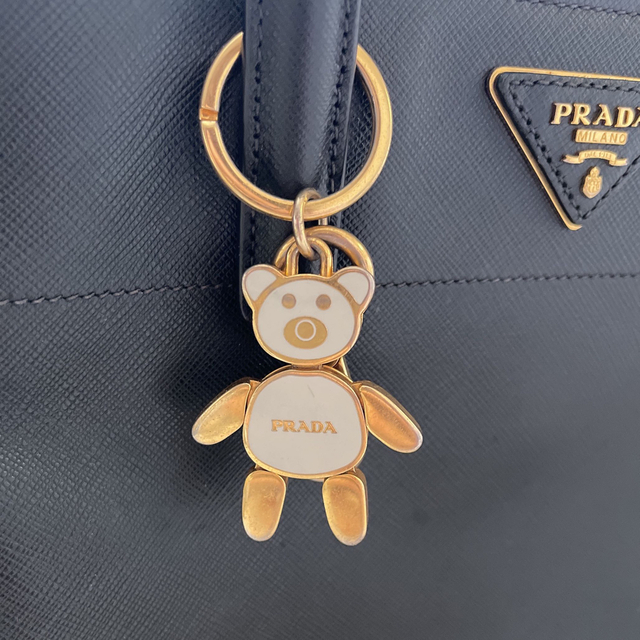 【値下げ】PRADA プラダ サフィアーノ バッグ 4
