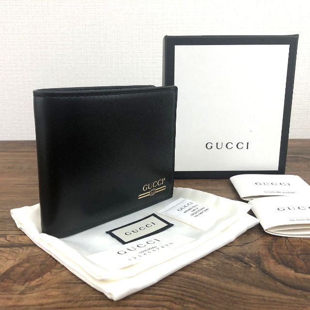 未使用品 GUCCI 二つ折り札入れ 547385 ブラック 486のサムネイル