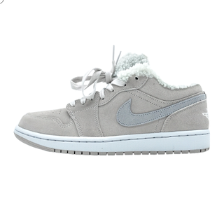 ナイキ(NIKE)のNIKE AIR JORDAN1 LOW SE Sherpa Fleece(スニーカー)