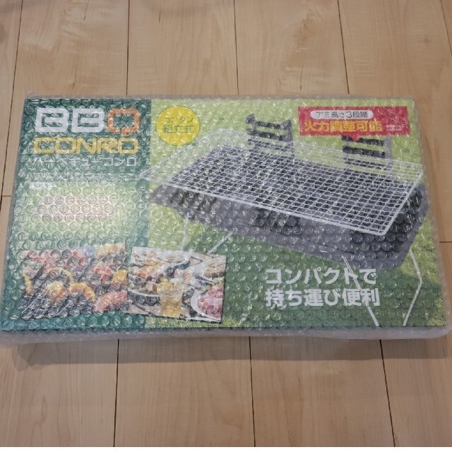 【在庫処分】BBQコンロ　新品　クッションレジャーシート付き スポーツ/アウトドアのアウトドア(調理器具)の商品写真