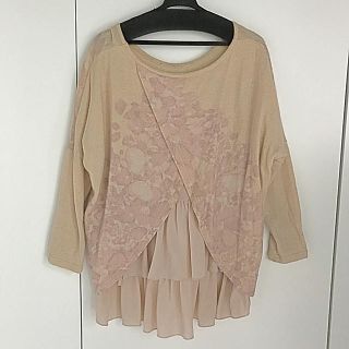 グレースコンチネンタル(GRACE CONTINENTAL)のバックフリルがとても可愛くて人気♡額縁状の花柄ニットTOPS♡(ニット/セーター)