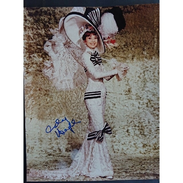 オードリー・ヘップバーン レア直筆サイン入り写真 - アイドルグッズ
