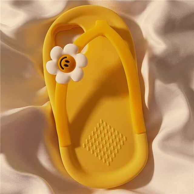 新品同様 携帯ケース yellow iPhoneケース