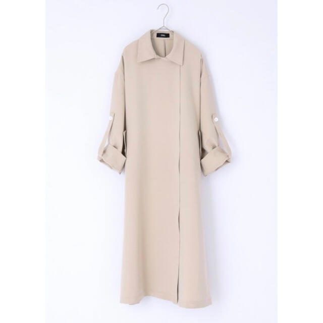 お値下げ　EMMA CLOTHES 新品 トレンチコート ロング サックス  レディースのジャケット/アウター(ロングコート)の商品写真