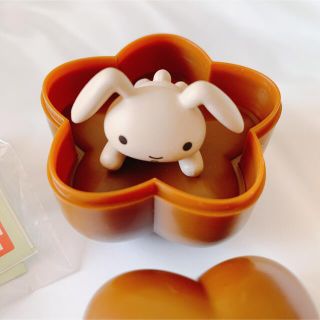 バンダイ(BANDAI)のクレヨンしんちゃん　ガチャガチャ　ねねちゃんのうさぎ　リング(キャラクターグッズ)